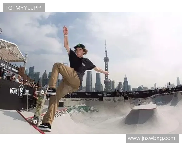 广州滑板队在世界街舞大赛中的耐力表现引发热议与关注